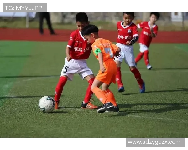 足球明星毒舌瞬间大集合揭示他们的幽默与个性魅力