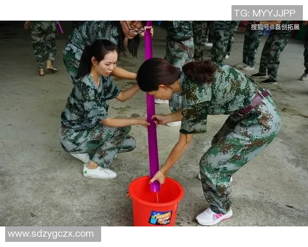 探索户外体育拓展活动的魅力与价值提升团队合作与个人成长的最佳途径
